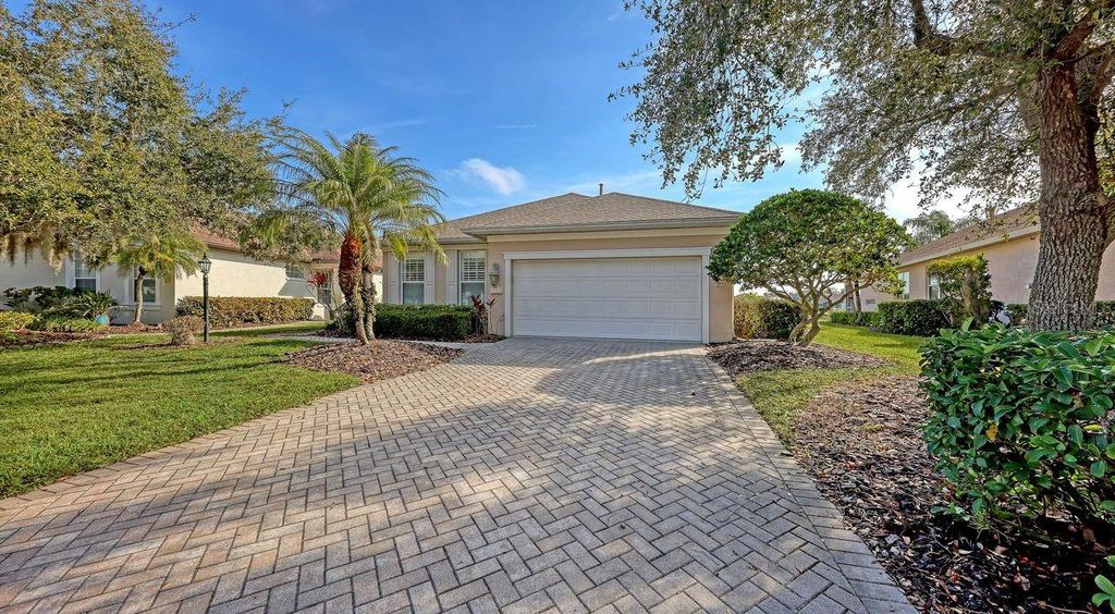 7423 SEA ISLAND LANE, Bradenton, FL 34201