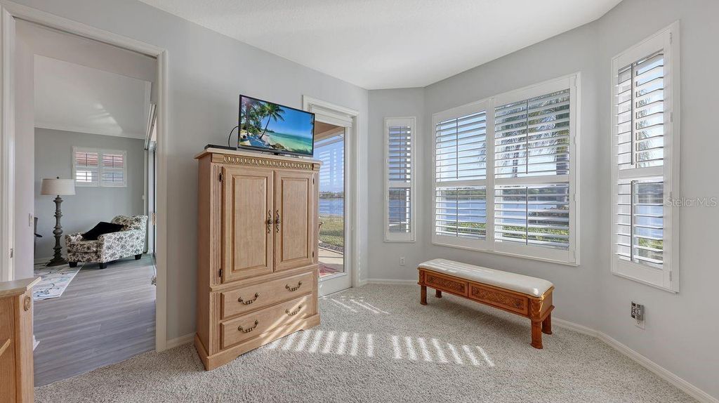 Image 19 of property listing at 7423 SEA ISLAND LANE, Bradenton, FL 34201