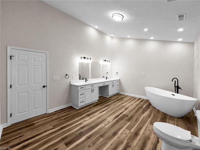 5600 Seven Pines WAY, Virginia Beach, VA 23464