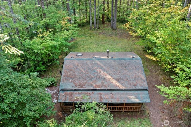 171 N Kokanee Cove Way, Hoodsport, WA 98548