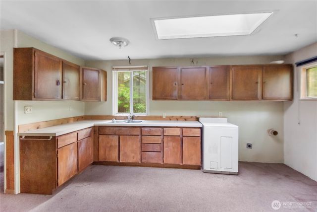 171 N Kokanee Cove Way, Hoodsport, WA 98548