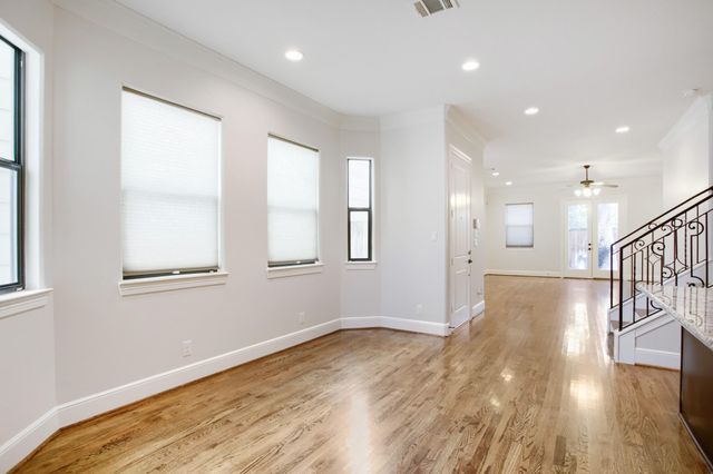 1814 Edwards Street, Houston, TX 77007