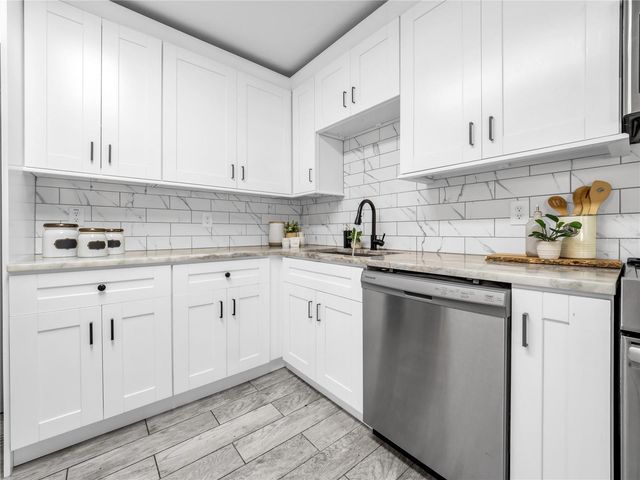 4014 MCLANE DRIVE, Tampa, FL 33610