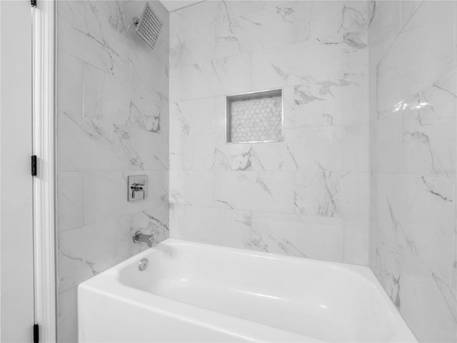 4014 MCLANE DRIVE, Tampa, FL 33610