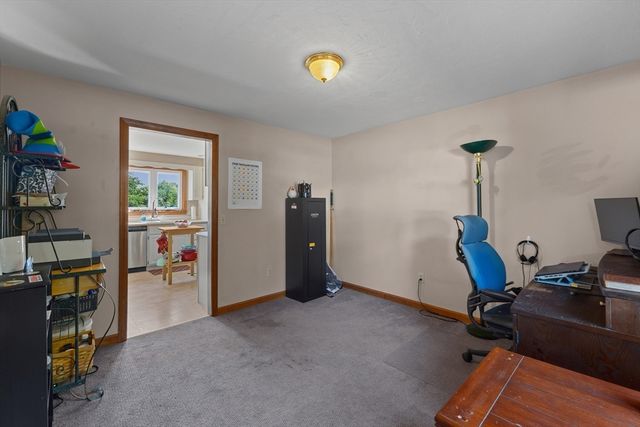 515 Prospect St, West Boylston, MA 01583