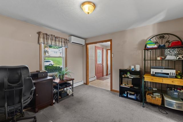 515 Prospect St, West Boylston, MA 01583