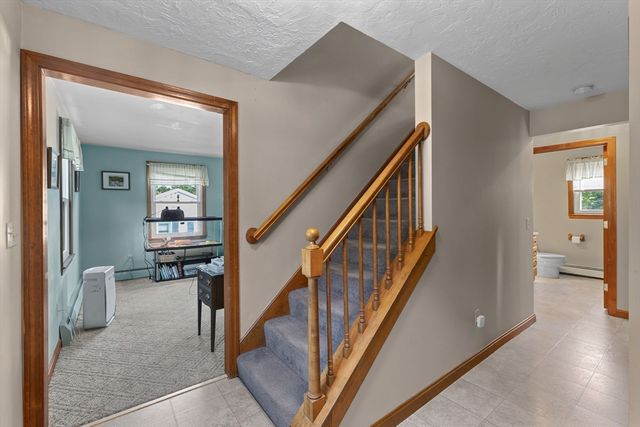 515 Prospect St, West Boylston, MA 01583