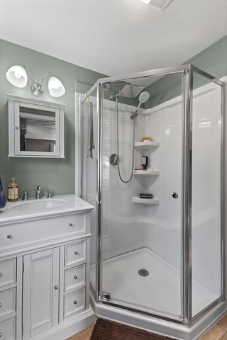 515 Prospect St, West Boylston, MA 01583