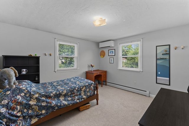 515 Prospect St, West Boylston, MA 01583