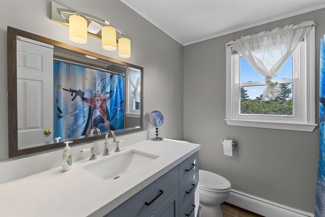 515 Prospect St, West Boylston, MA 01583
