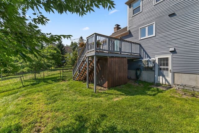 515 Prospect St, West Boylston, MA 01583