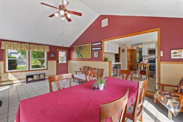 515 Prospect St, West Boylston, MA 01583
