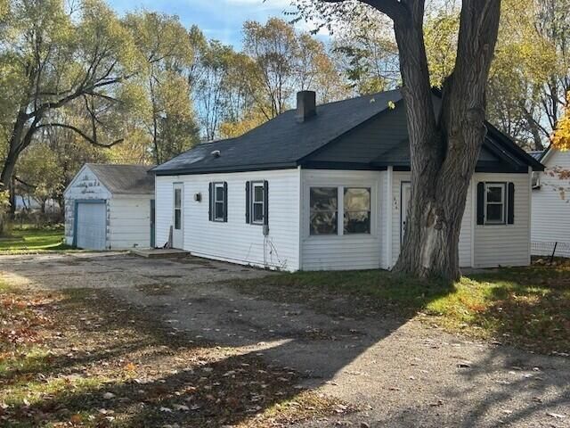 846 N Oak St Street, Evart, MI 49631