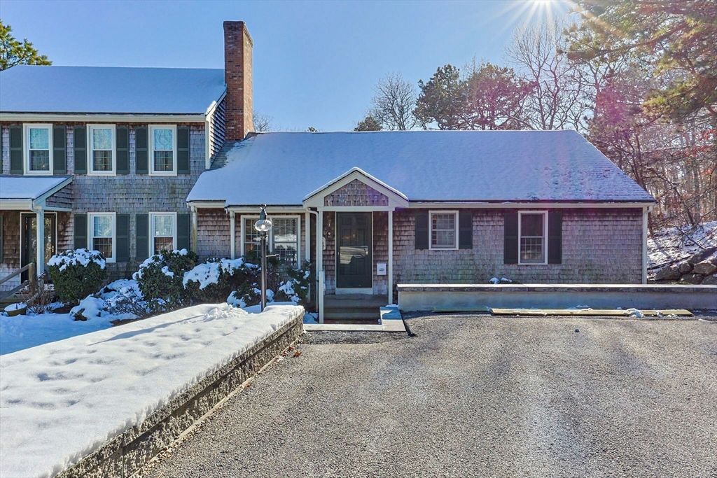 45 Miriah Dr 45, Yarmouth, MA 02675