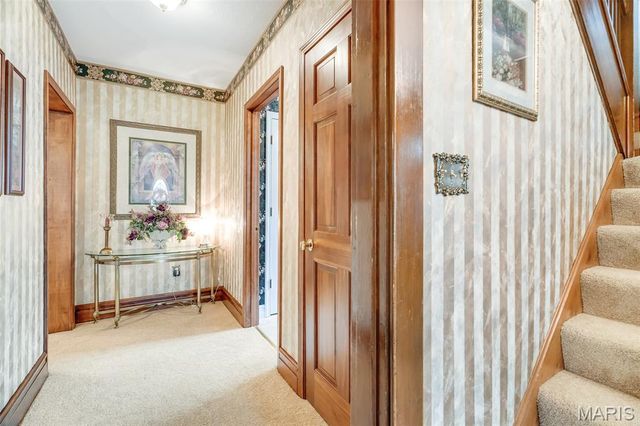 842 Lewis Avenue, Wood River, IL 62095