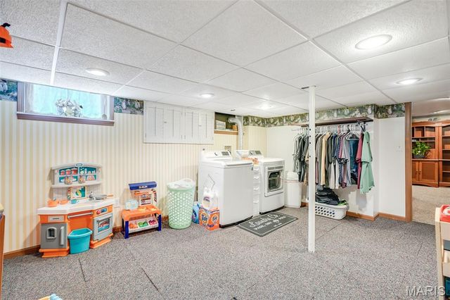 842 Lewis Avenue, Wood River, IL 62095