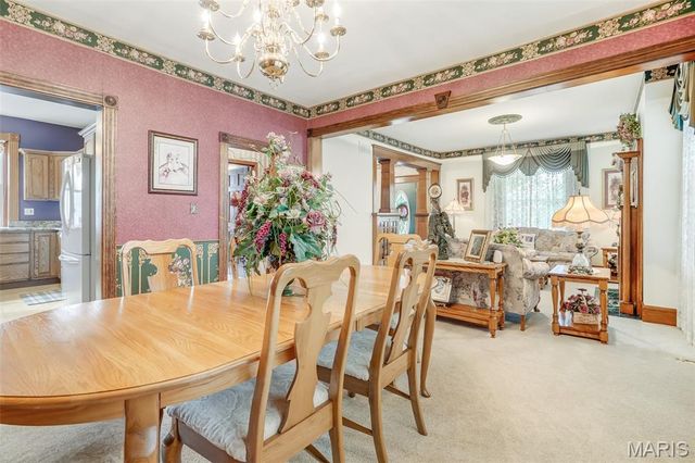 842 Lewis Avenue, Wood River, IL 62095