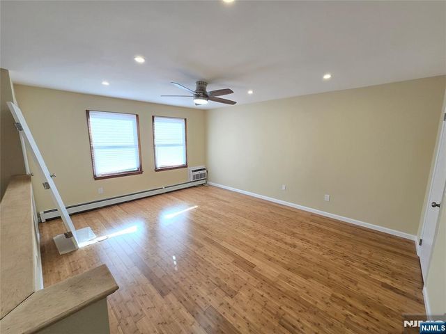 192 Hackensack Street E, East Rutherford, NJ 07073