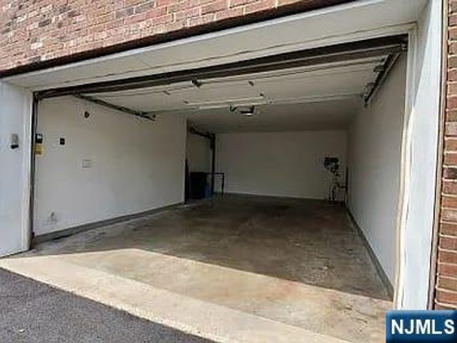 192 Hackensack Street E, East Rutherford, NJ 07073