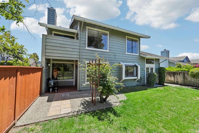 63 Sea Brg, Alameda, CA 94502