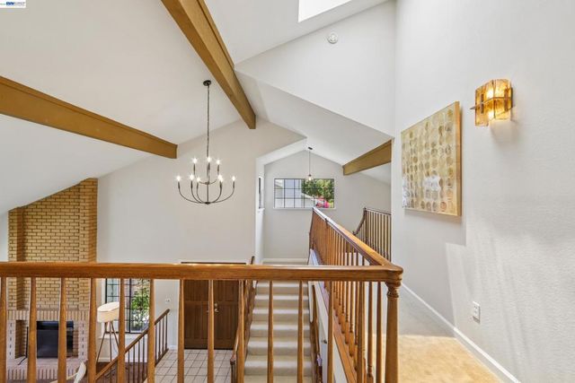 63 Sea Brg, Alameda, CA 94502