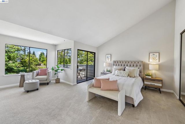 63 Sea Brg, Alameda, CA 94502
