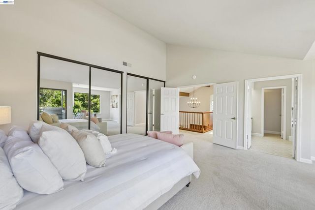 63 Sea Brg, Alameda, CA 94502