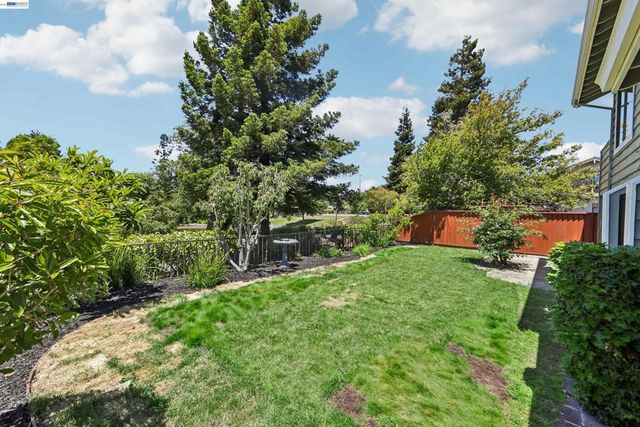 63 Sea Brg, Alameda, CA 94502