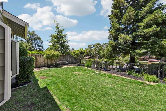 63 Sea Brg, Alameda, CA 94502