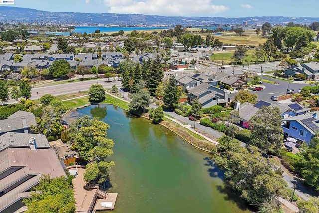 63 Sea Brg, Alameda, CA 94502