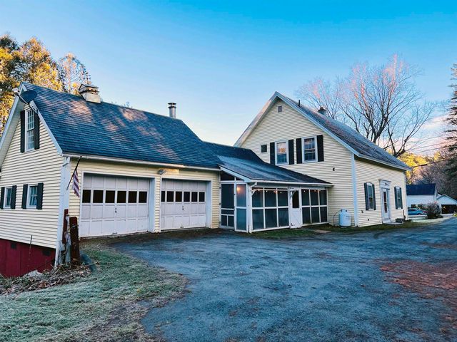 69 York Street, Lyndon, VT 05851