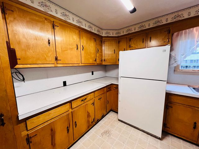 69 York Street, Lyndon, VT 05851