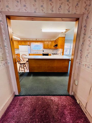 69 York Street, Lyndon, VT 05851