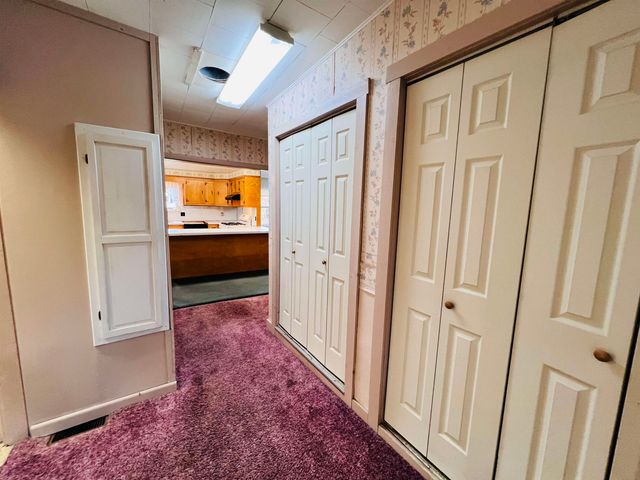 69 York Street, Lyndon, VT 05851