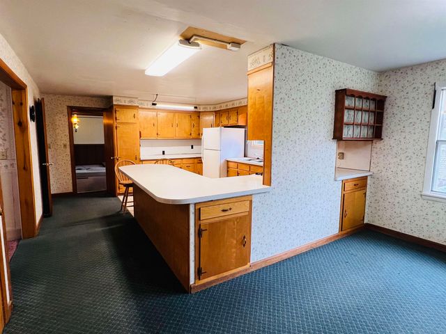 69 York Street, Lyndon, VT 05851