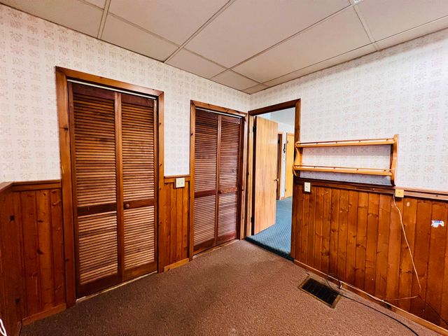 69 York Street, Lyndon, VT 05851