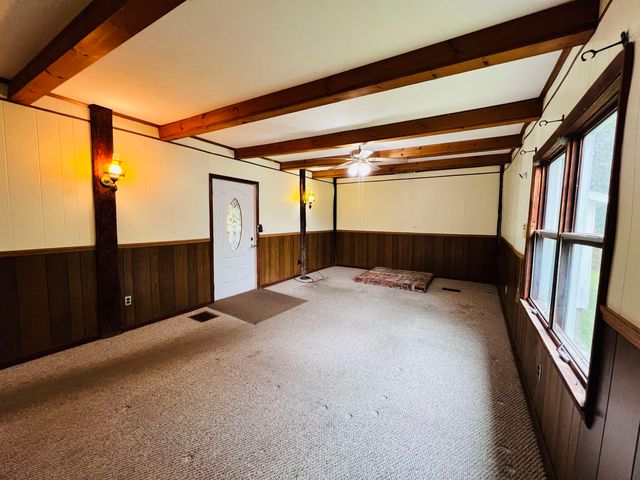 69 York Street, Lyndon, VT 05851