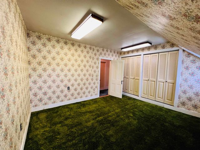 69 York Street, Lyndon, VT 05851