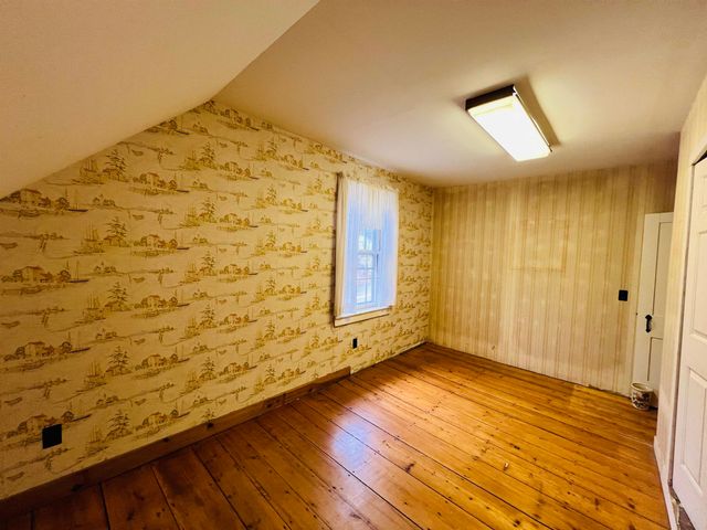 69 York Street, Lyndon, VT 05851