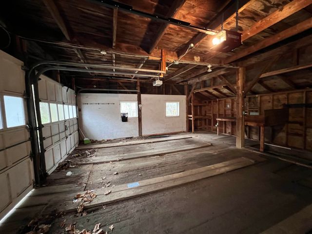 69 York Street, Lyndon, VT 05851