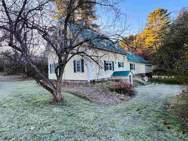69 York Street, Lyndon, VT 05851