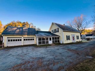69 York Street, Lyndon, VT 05851