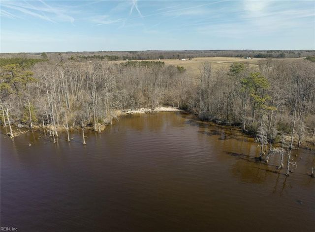 2 Dailey RD, Camden, NC 27921