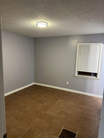 4713 ALDRIDGE DR, Memphis, TN 38109