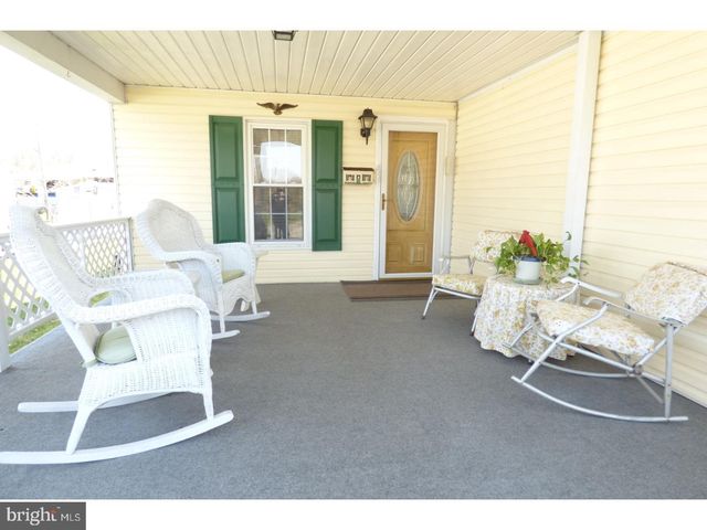 642 BUTTERNUT CT, Red Hill, PA 18076