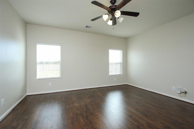 20620 Lenen Drive, Hockley, TX 77447