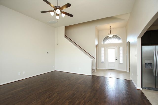 20620 Lenen Drive, Hockley, TX 77447