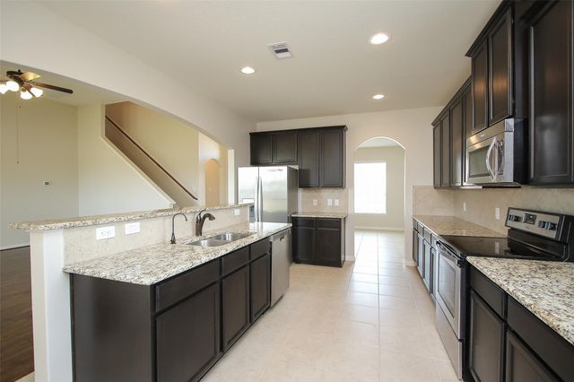 20620 Lenen Drive, Hockley, TX 77447