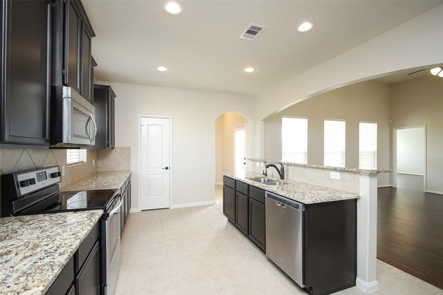 20620 Lenen Drive, Hockley, TX 77447