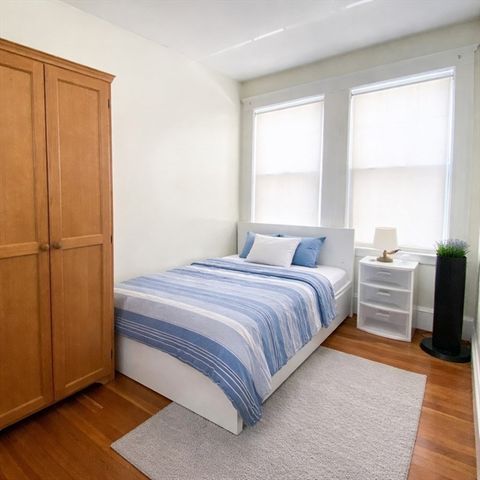 23 Menotomy Rd 1, Arlington, MA 02476